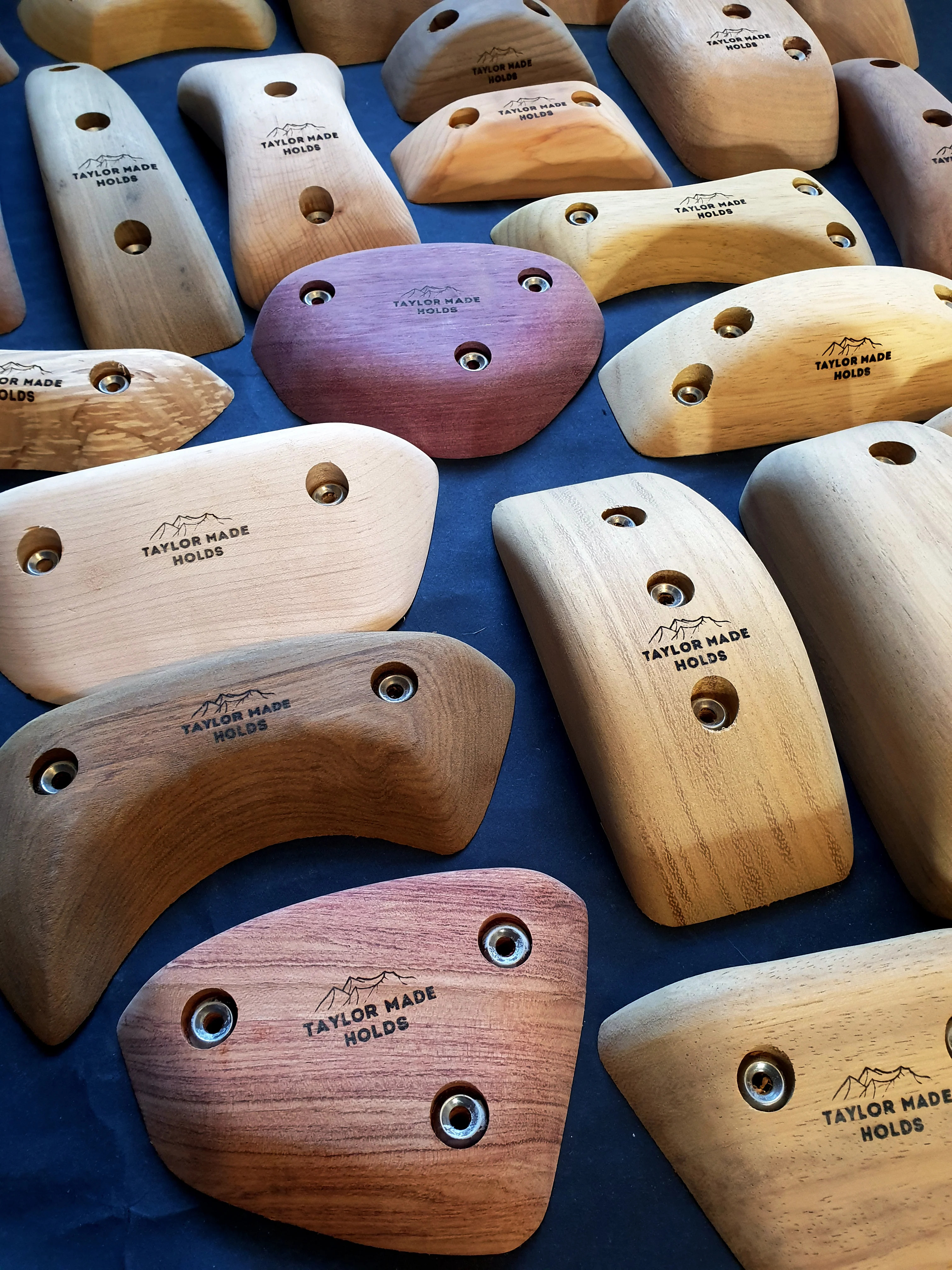 Set of 30 handmade climbing holds - Made to order - Image 4