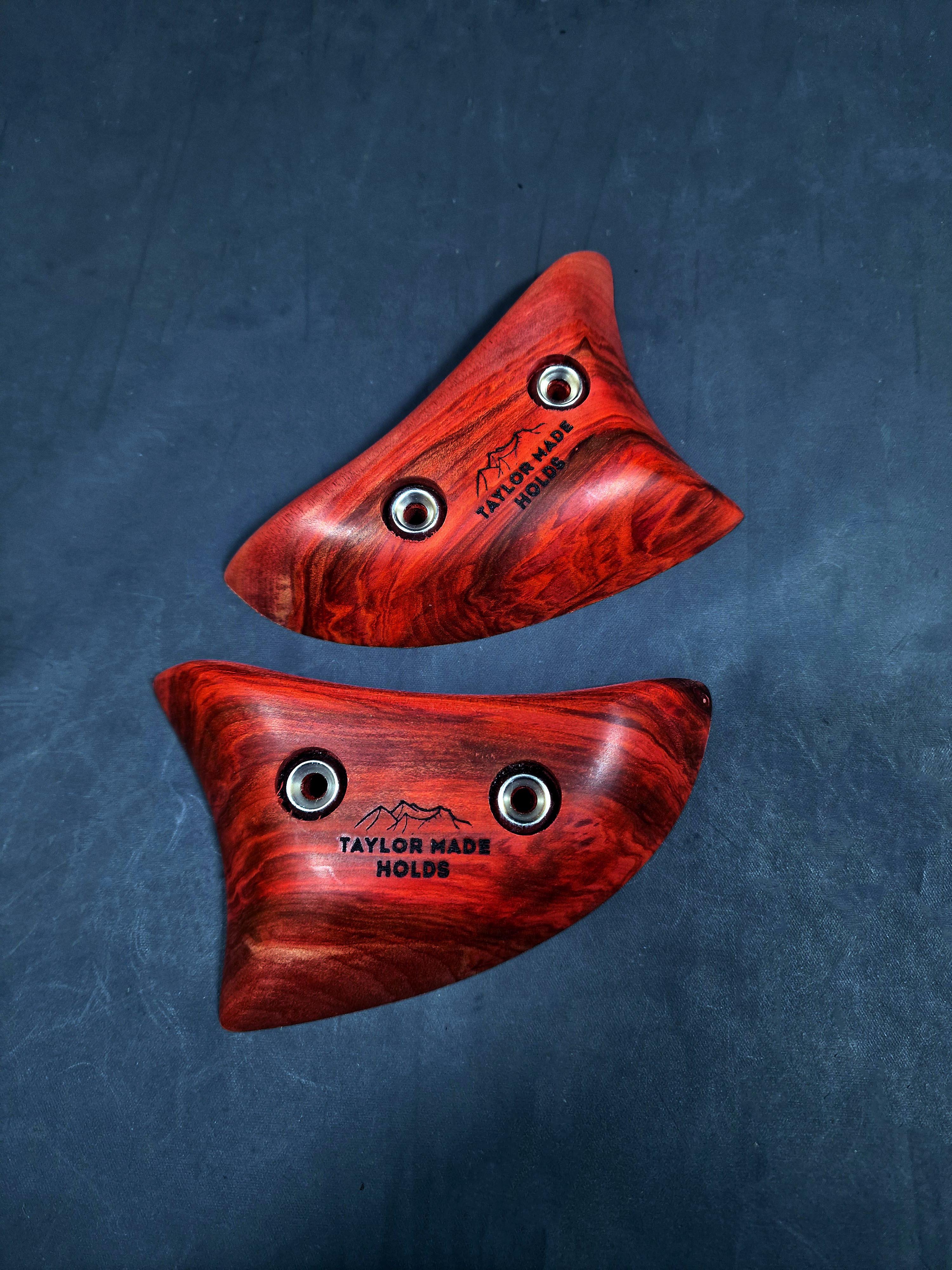 Flick Crimps in Red Heart